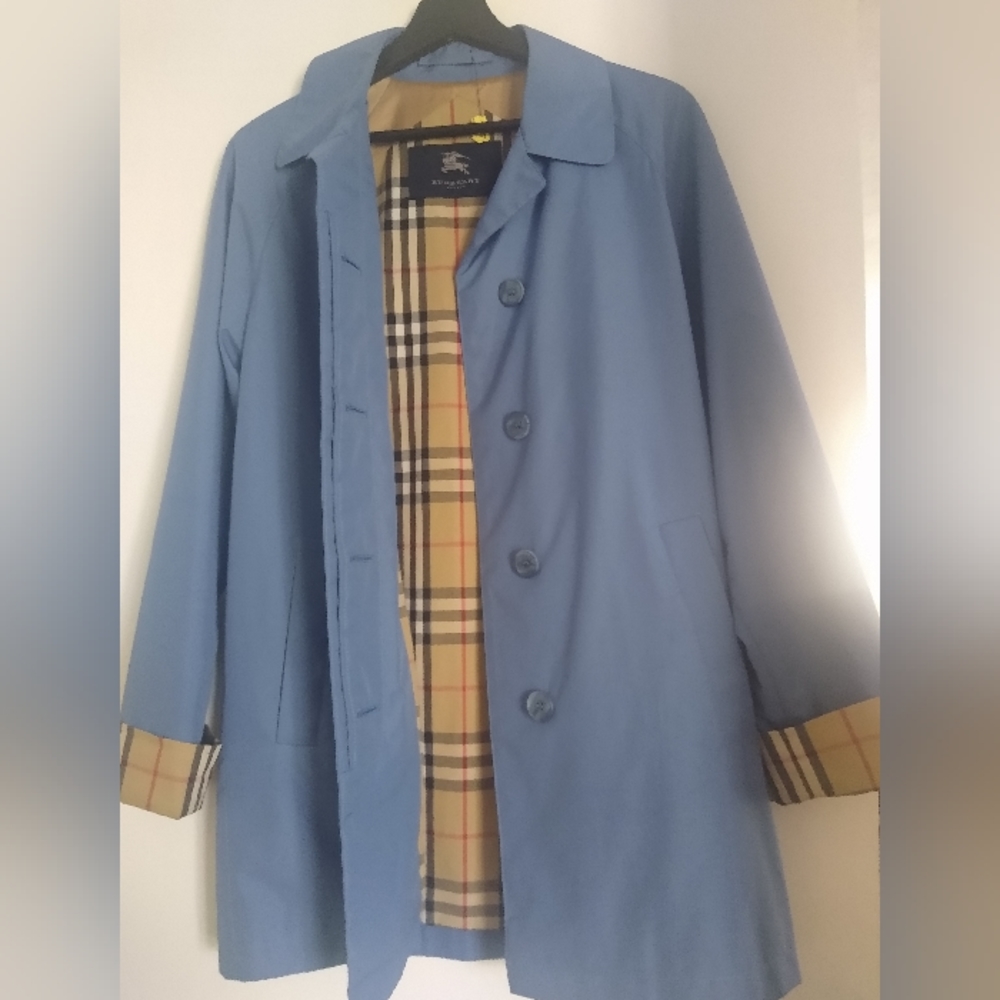Burberry Light Coat